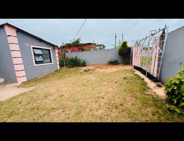 3 BEDROOM HOUSE FOR SALE IN KWANDENGEZI